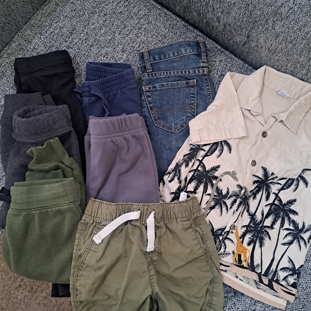 Lot of 2T boys clothes